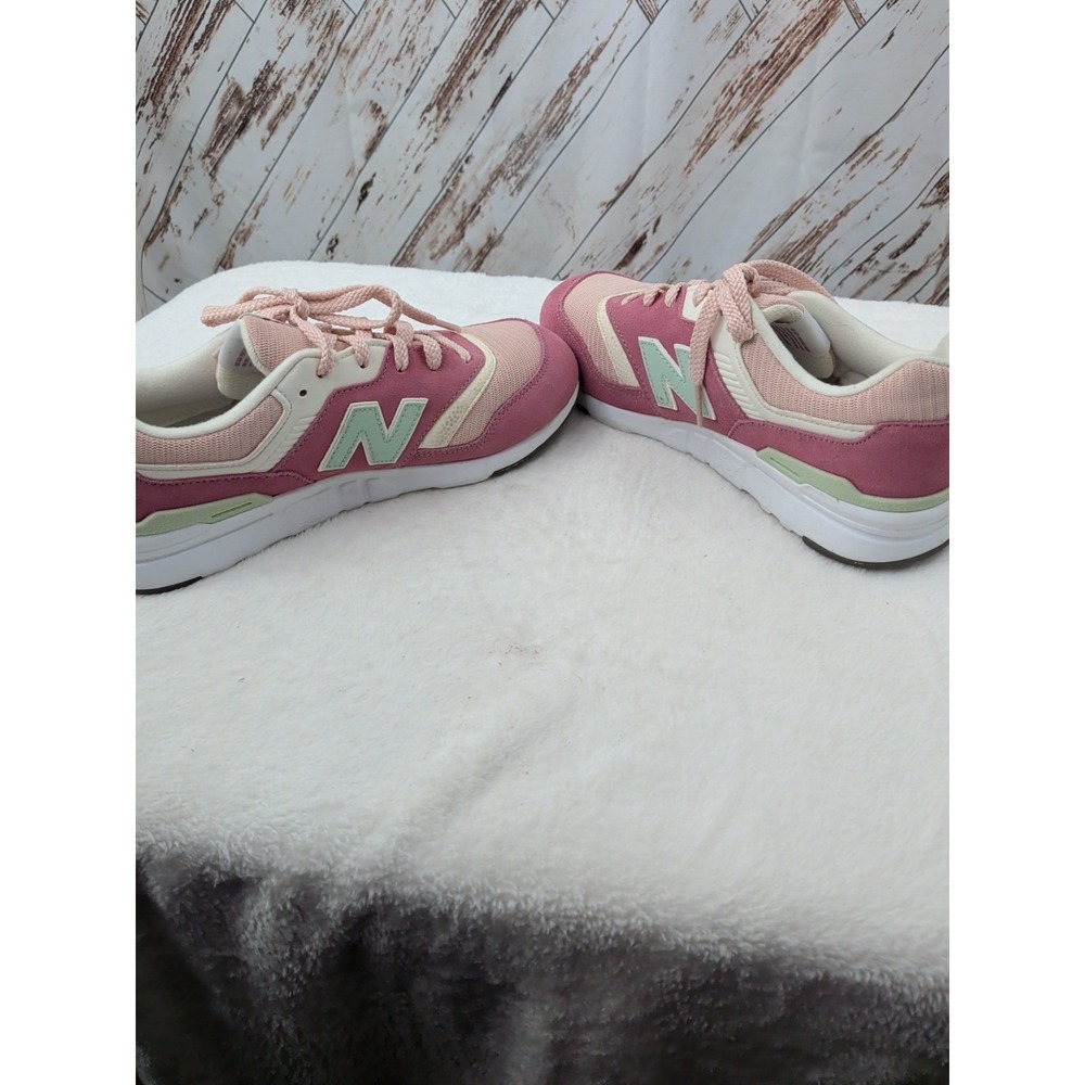 New Balance Women’s Pink Mint Lifestyle Sneakers - Picture 5 of 8